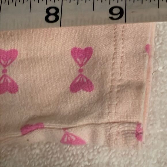 NWOT 6-9 month Cat & Jack long sleeve pink w/pink bow graphics body suit/onesie - Picture 15 of 16